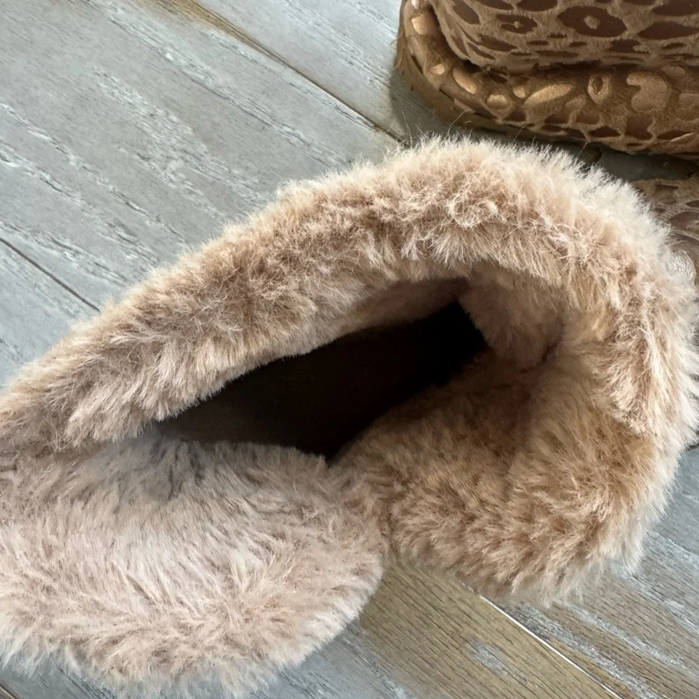 Leopard Print Fur-Lined Ankle Boots